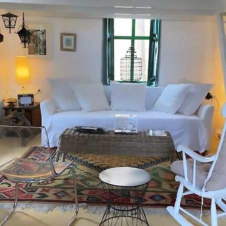 Hypate, Traditional Island Cottage Chalki Town المظهر الخارجي الصورة