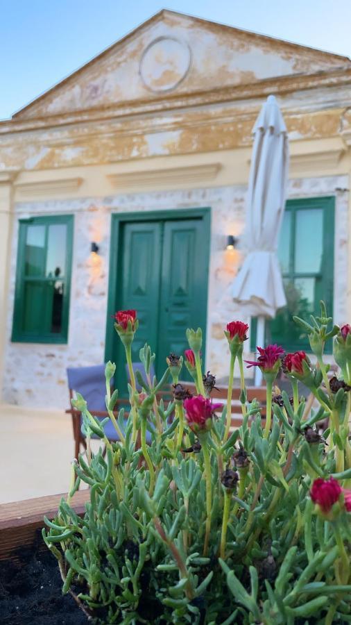 Hypate, Traditional Island Cottage Chalki Town المظهر الخارجي الصورة